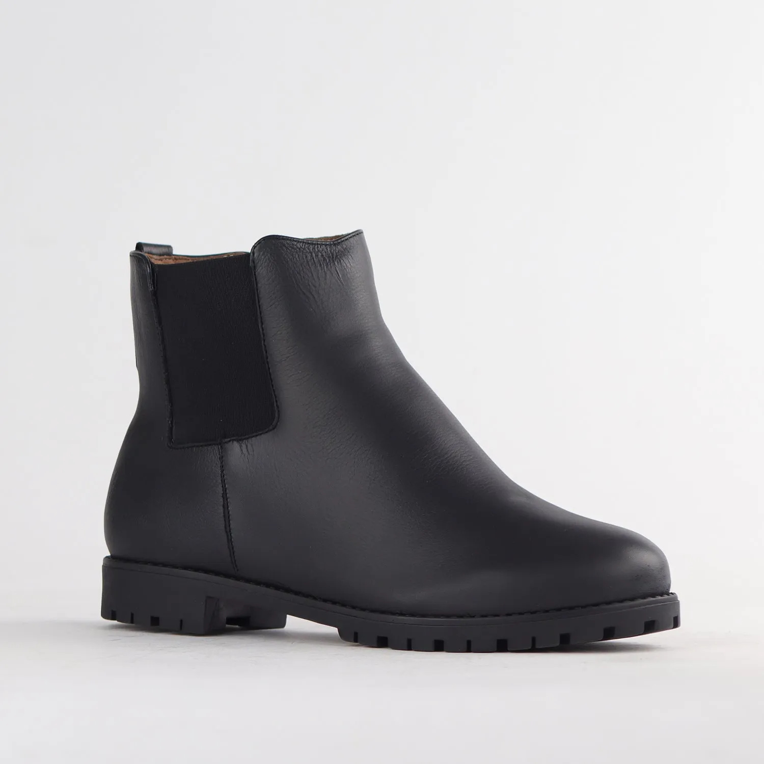 Chelsea Ankle Boot in Black - 12435