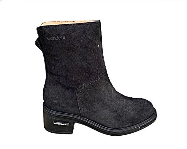 G5621 Black Suede WATERPROOF Boot