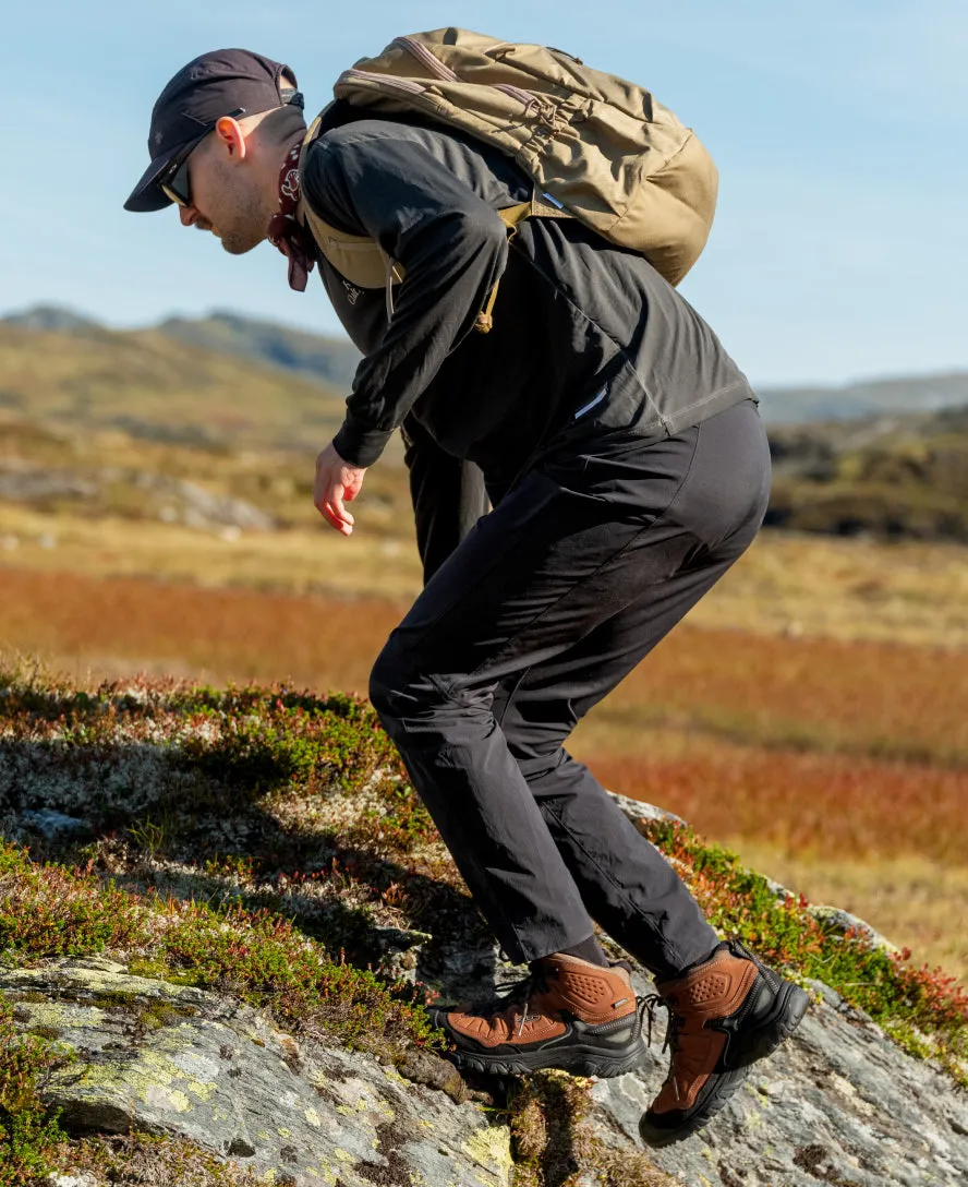 Men's Targhee IV Wide Waterproof Hiking Boot  |  Bison/Black